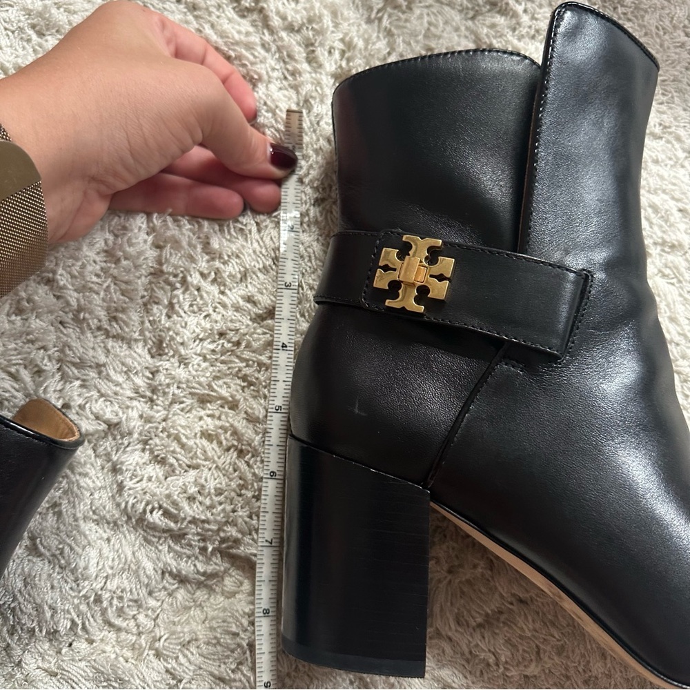Tory Burch Kira Black Leather Ankle Boots 7 gold logo ankle short heeled - Picture 9 of 14